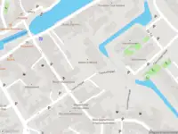 Ambulance met grote spoed naar de De Tol in Leidschendam