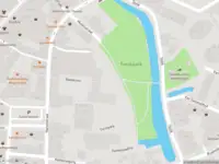 Brandweer en politie met grote spoed naar de Plantsoen in Wageningen