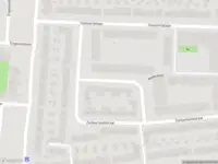 Ambulance met grote spoed naar de Laan van Angers in Haarlem