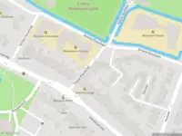 Ambulance met grote spoed naar de Paulus Buysstraat in Leiden