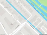 Ambulance met grote spoed naar de Laan van Zuid Hoorn in Hoornwijck