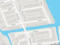 Ambulance met grote spoed naar de Serpeling in Krommenie