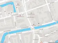 Ambulance met gepaste spoed naar de Stationsstraat in Spijkenisse