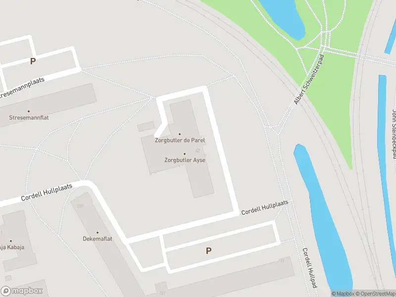 Ambulance met grote spoed naar de Cordell Hullplaats in Rotterdam