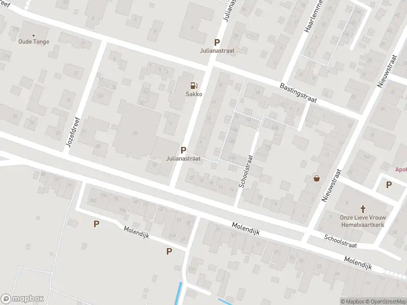 Ambulance met grote spoed naar de Julianastraat in Oude-Tonge