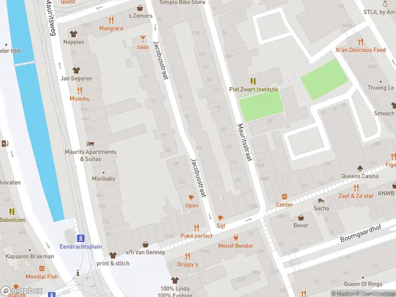 Ambulance met gepaste spoed naar de Jacobusstraat in Rotterdam