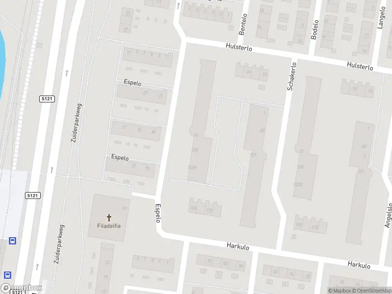 Ambulance met grote spoed naar de Espelo in Rotterdam