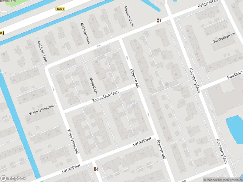 Ambulance met grote spoed naar de Zonnedauwlaan in Nieuwkoop