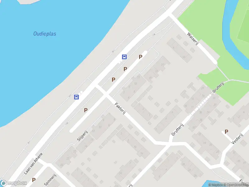 Ambulance met grote spoed naar de Smederij in Alkmaar