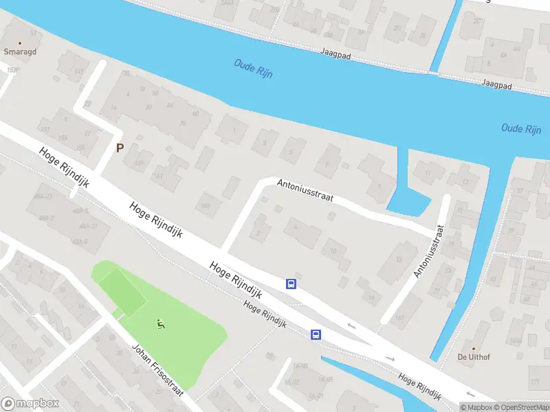 Brandweer met gepaste spoed naar de Antoniusstraat in Zoeterwoude vanwege middelgrote brand