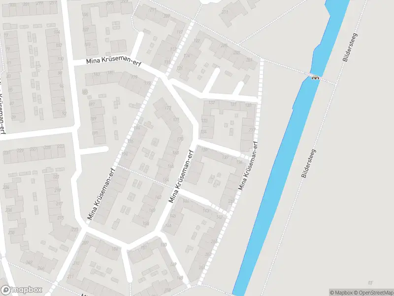 Ambulance met grote spoed naar de Mina Krüseman-erf in Dordrecht