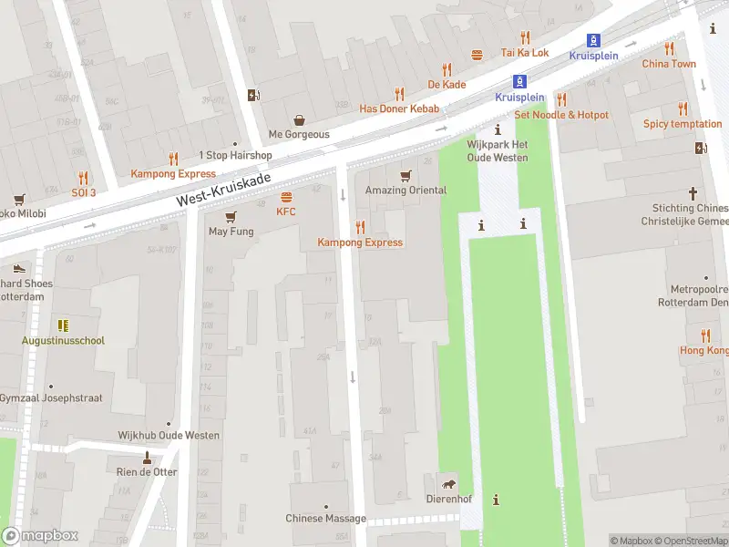 Ambulance met grote spoed naar de Gouvernestraat in Rotterdam