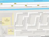 Ambulance met grote spoed naar de Joop Eijlstraat in Amsterdam