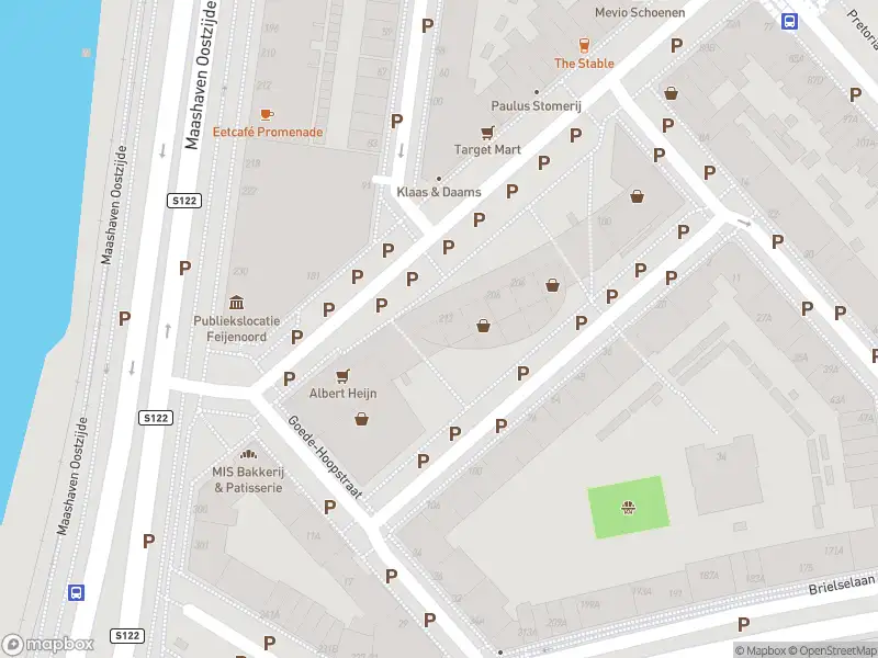 Ambulance met grote spoed naar de Paul Krugerstraat in Rotterdam