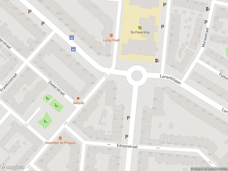 Ambulance met grote spoed naar de Lorentzplein in Schiedam