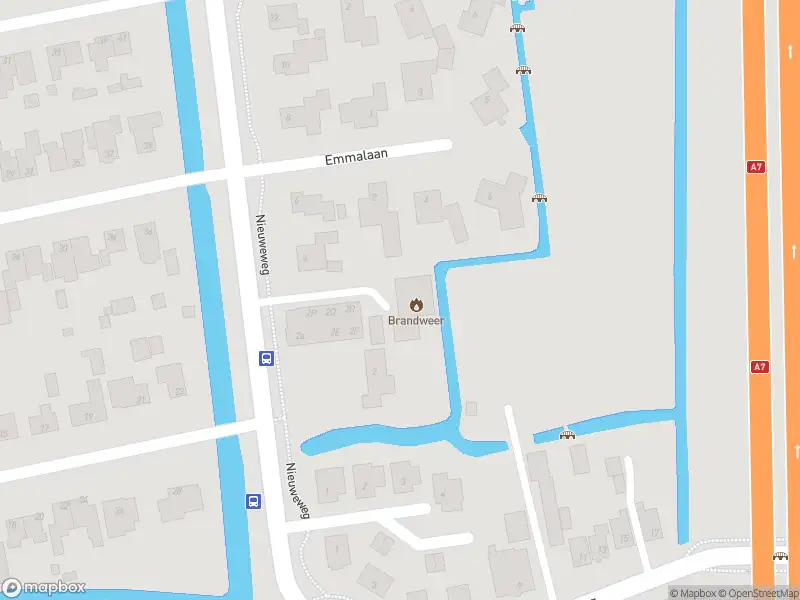 Ambulance met gepaste spoed naar de Nieuweweg in Wognum