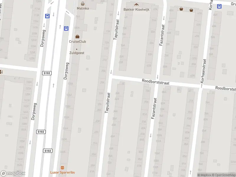 Ambulance met grote spoed naar de Tapuitstraat in Rotterdam