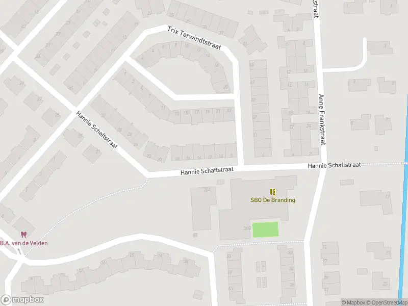 Brandweer met grote spoed naar de Hannie Schaftstraat in Spijkenisse vanwege reanimatie