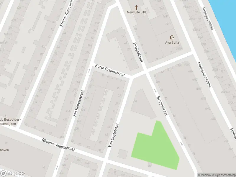 Ambulance met gepaste spoed naar de Van Duylstraat in Rotterdam