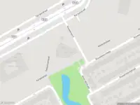 Ambulance met grote spoed naar de Kouwenoord in Amsterdam