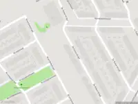 Ambulance met gepaste spoed naar de Krombekstraat in Amsterdam