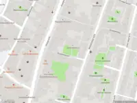 Brandweer met gepaste spoed naar de Kloosterpoort in Leiden vanwege een liftopsluiting