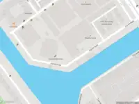 Ambulance met grote spoed naar de Jupiterkade in 's-Gravenhage