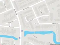 Ambulance met grote spoed naar de Merelhof in Rockanje