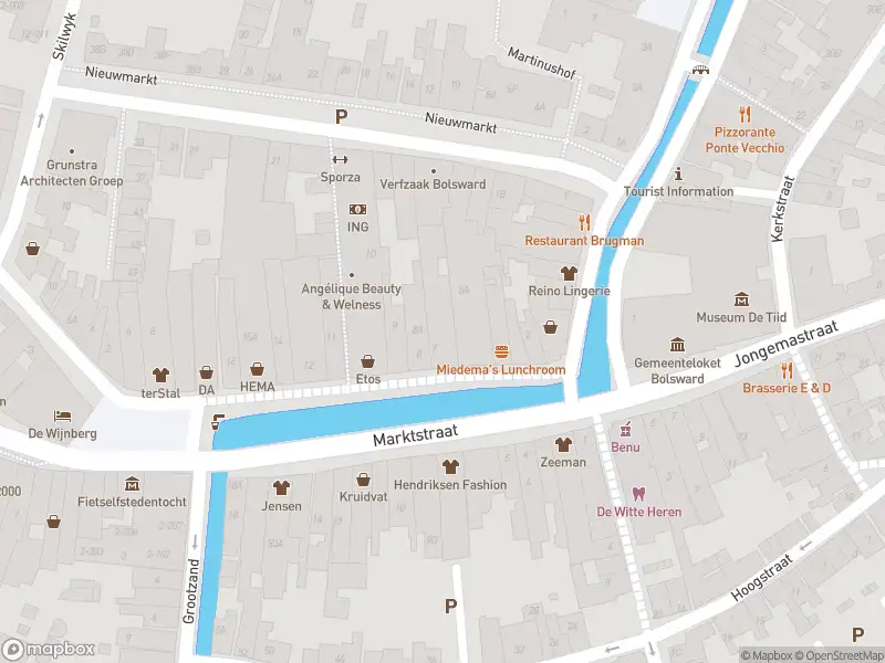 Brandweer met grote spoed naar de Appelmarkt in Bolsward vanwege afgaan automatisch brandalarm