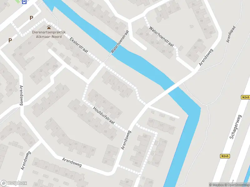 Ambulance met grote spoed naar de Eksterstraat in Alkmaar