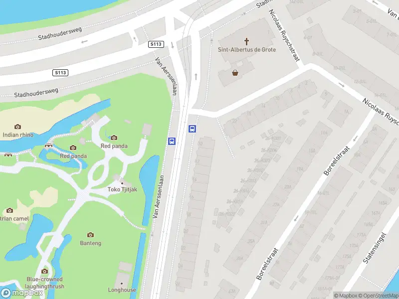 Ambulance met grote spoed naar de Van Aerssenlaan in Rotterdam