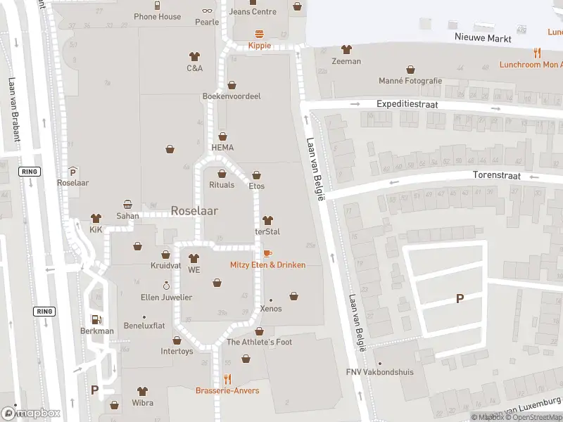 Brandweer met gepaste spoed naar de Nieuwe Markt in Roosendaal