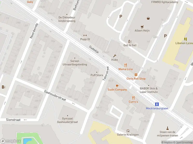 Ambulance met gepaste spoed naar de Oudedijk in Rotterdam