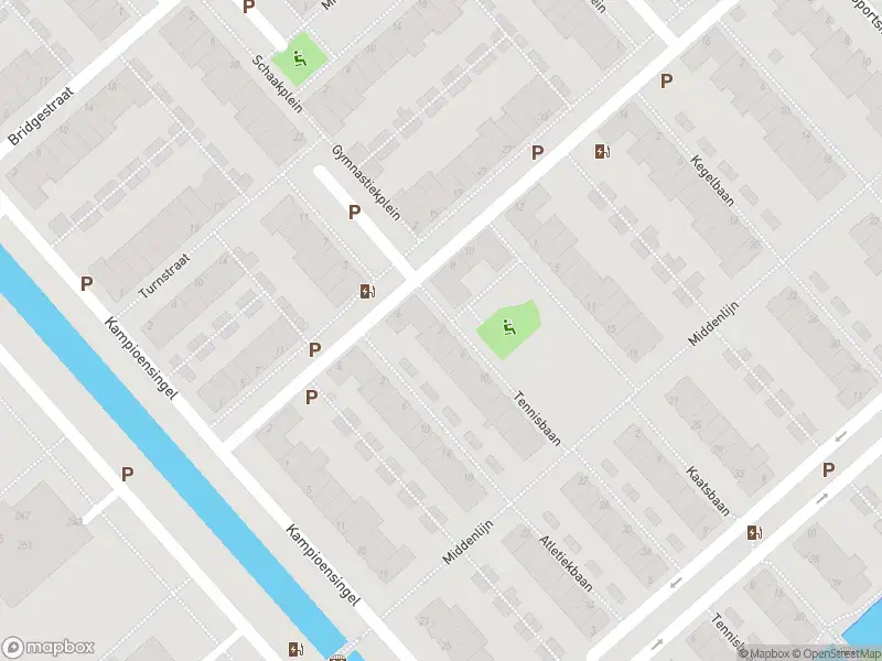 Ambulance met grote spoed naar de Tennisbaan in 's-Gravenhage