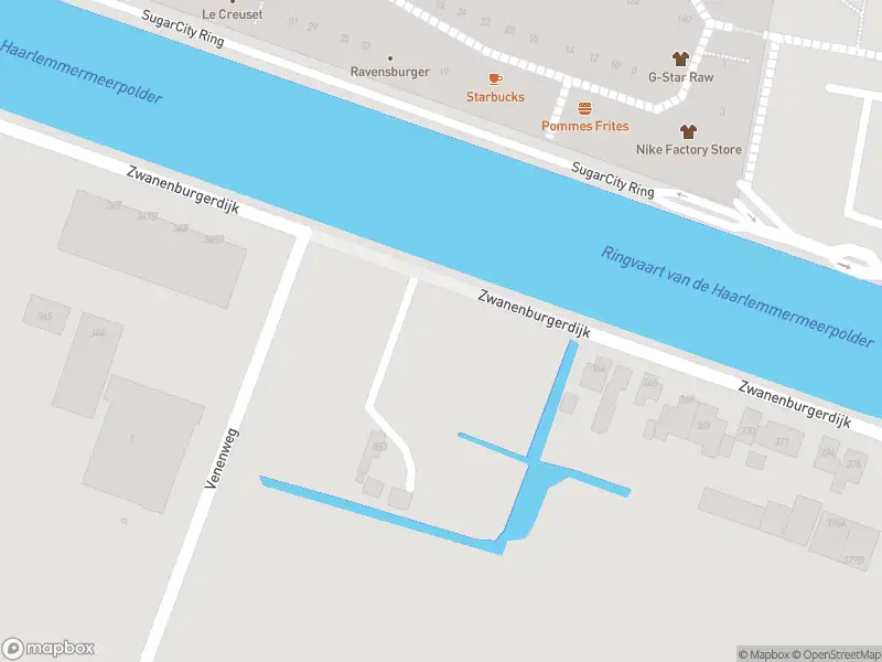 Ambulance met grote spoed naar de Haarlemmerstraatweg in Halfweg