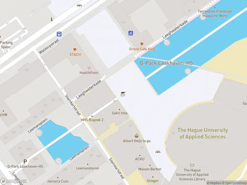 Ambulance met gepaste spoed naar de Johanna Westerdijkplein in 's-Gravenhage