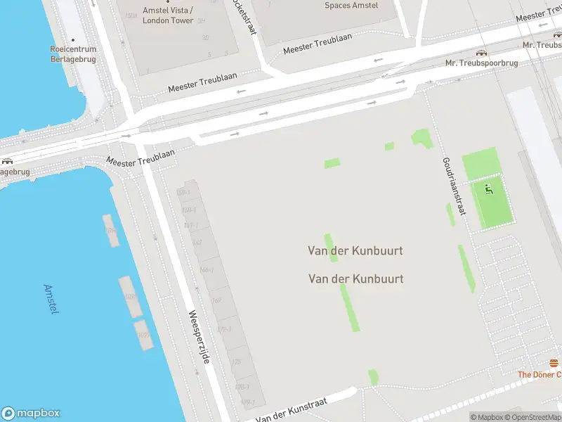 Ambulance met gepaste spoed naar de Mr. Treublaan in Amsterdam