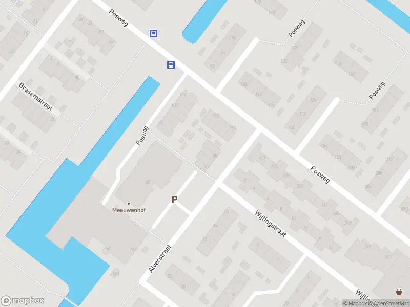 Ambulance met gepaste spoed naar de Posweg in Hoogvliet Rotterdam