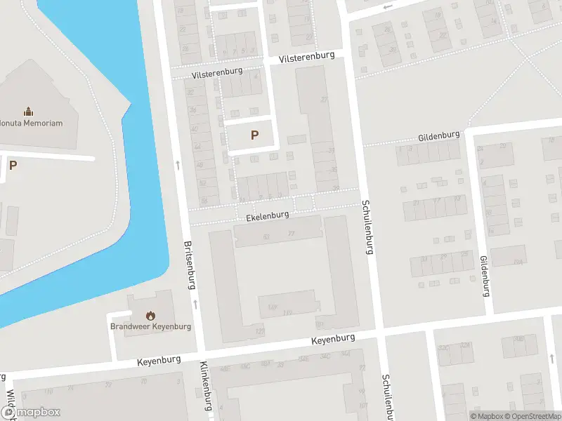 Ambulance met grote spoed naar de Ekelenburg in Rotterdam