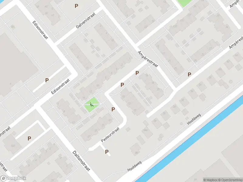 Ambulance met grote spoed naar de Mijnsherenweg in De Kwakel