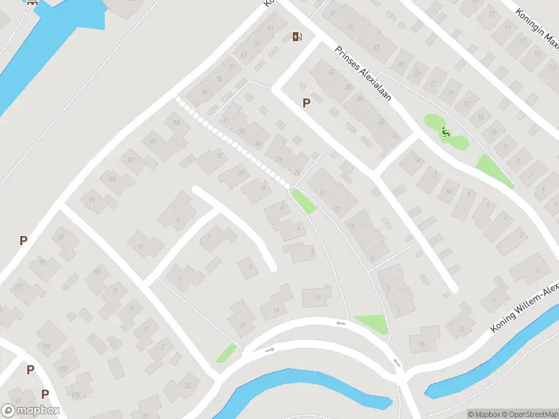 Ambulance met grote spoed naar de Koning Willem-Alexanderplantsoen in Hoofddorp