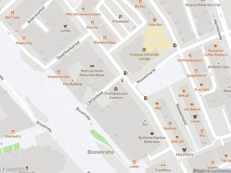 Ambulance met gepaste spoed naar de Botersloot in Rotterdam