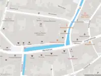 Brandweer met grote spoed naar de Appelmarkt in Bolsward vanwege afgaan automatisch brandalarm