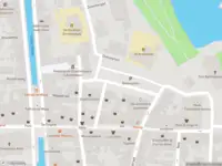 Ambulance met grote spoed naar de Doelenplein in Schoonhoven