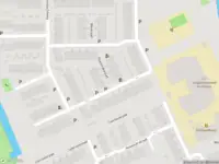 Ambulance met gepaste spoed naar de Kleermakerpad in Schiedam