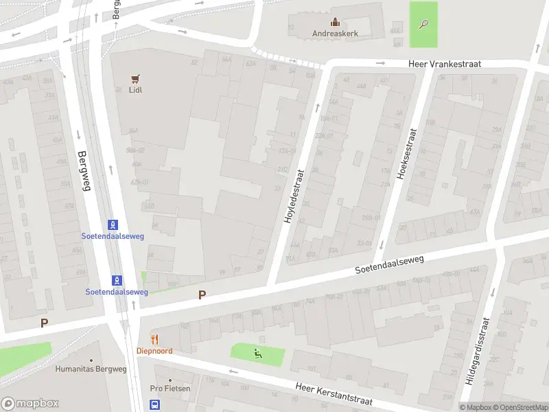 Ambulance met gepaste spoed naar de Hoyledestraat in Rotterdam