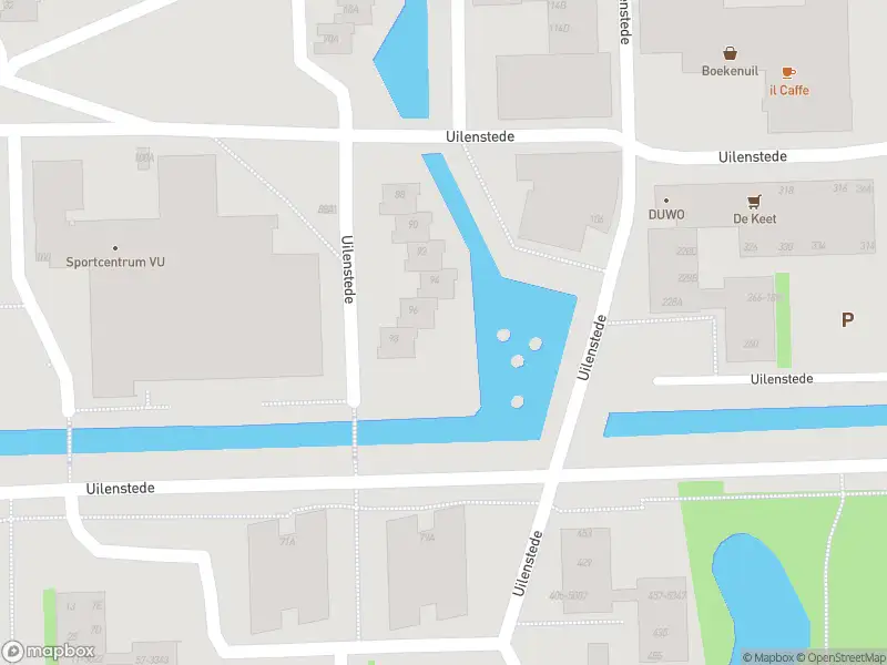 Ambulance met grote spoed naar de Uilenstede in Amstelveen