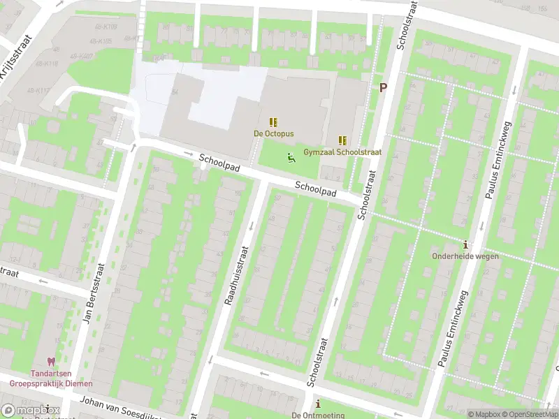 Brandweer met gepaste spoed naar de Johan van Soesdijkstraat in Diemen vanwege waarnemen gaslucht