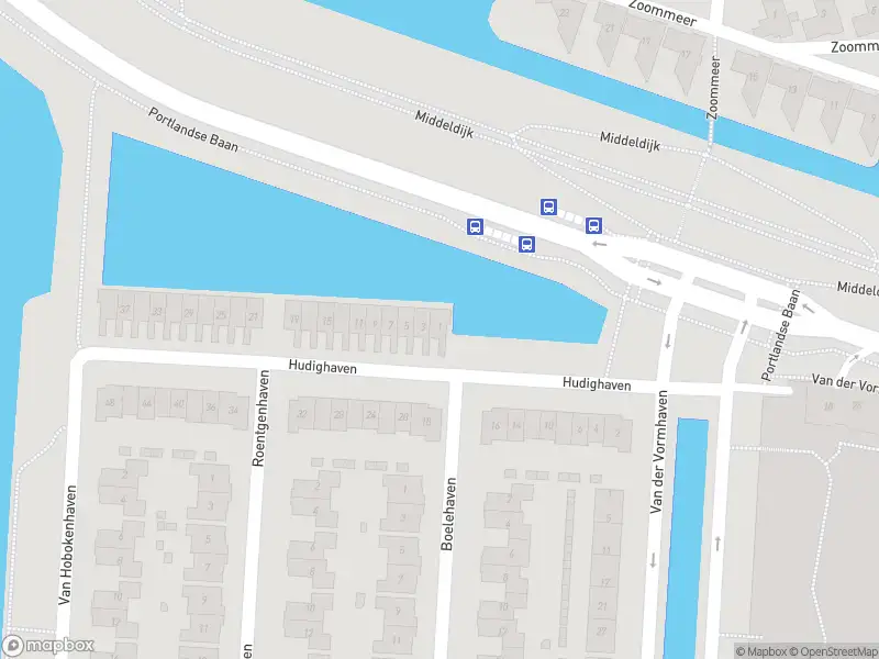 Ambulance met gepaste spoed naar de Hudighaven in Barendrecht