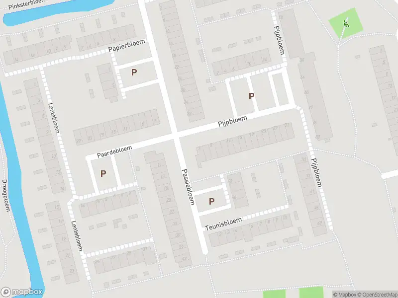 Ambulance met gepaste spoed naar de Pijpbloem in Rotterdam